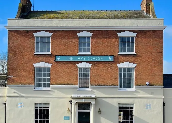 The Lazy Goose - Coffee House & Bedrooms