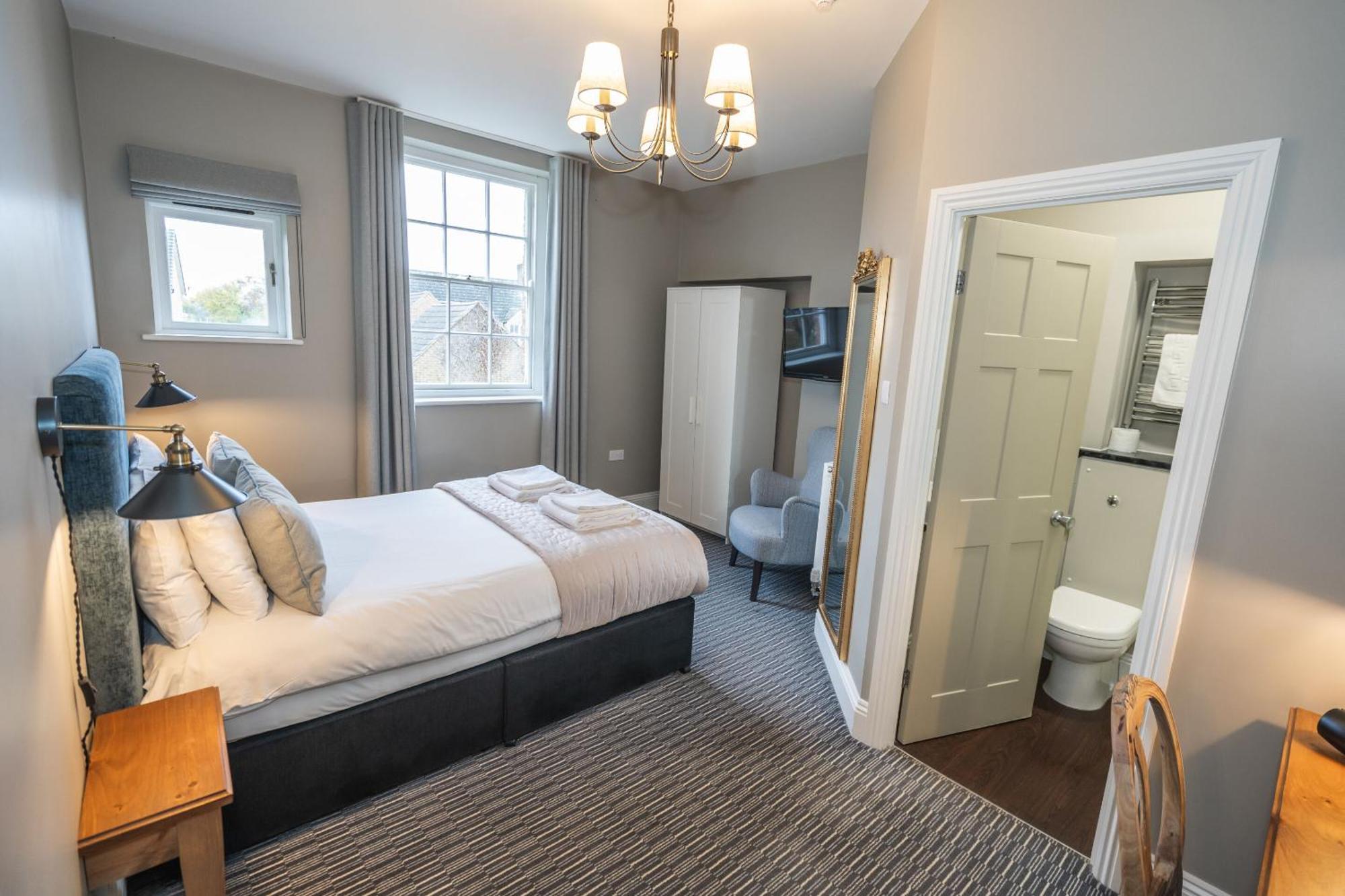 The Lazy Goose - Coffee House & Bedrooms *
