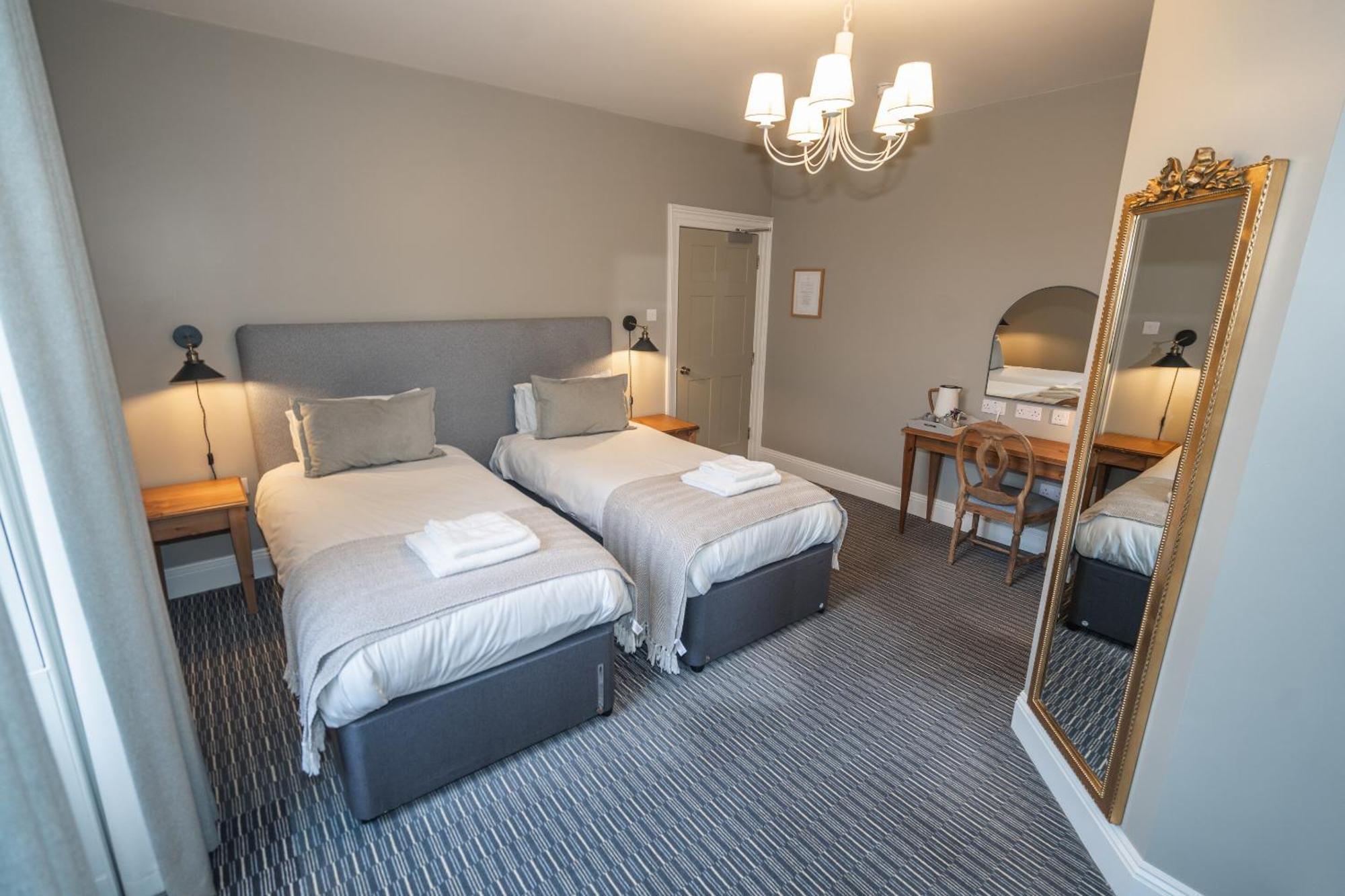 The Lazy Goose - Coffee House & Bedrooms Bed and breakfast *